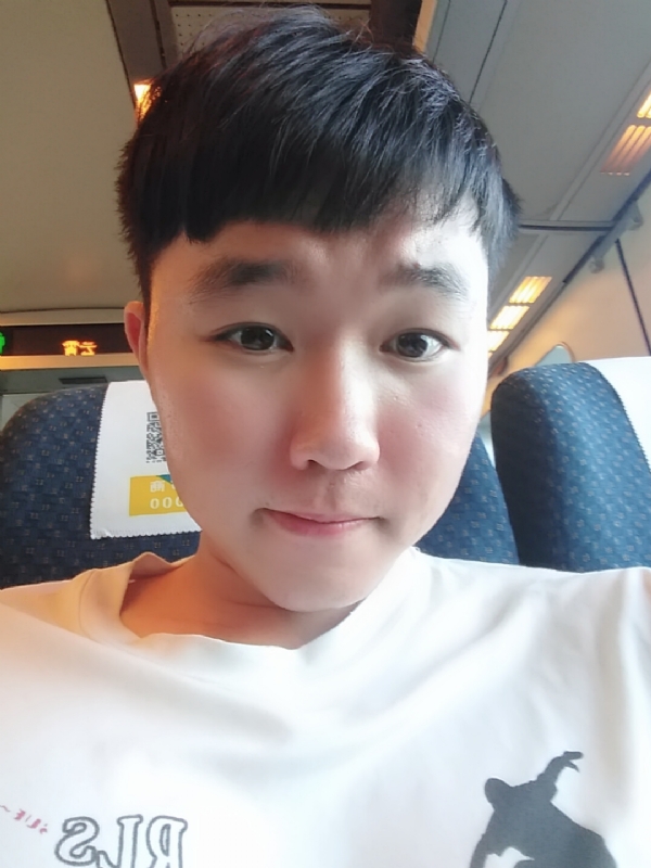 爱玉的第一张照片--台南残疾人相亲网