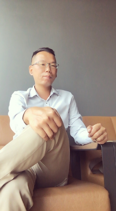 LI的第一张照片--台南残疾人相亲网