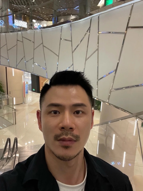 陈的第一张照片--台南残疾人相亲网