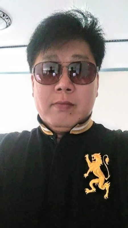 含笑半步癲的第一张照片--台南残疾人相亲网