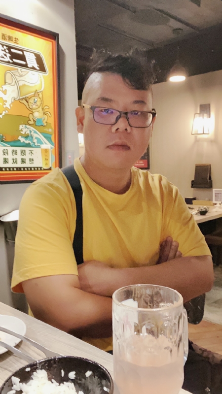 公爵的第一张照片--台南残疾人相亲网