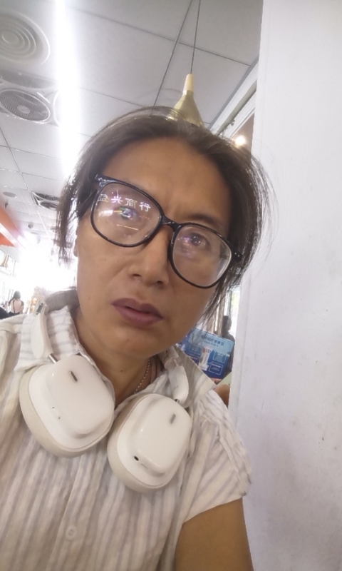 冬天的蔷薇的第三张照片--台南残疾人相亲网